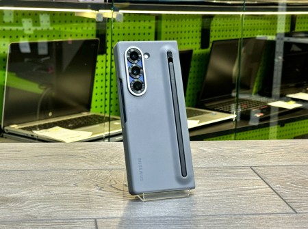 Samsung Galaxy Fold 6 Blue 1